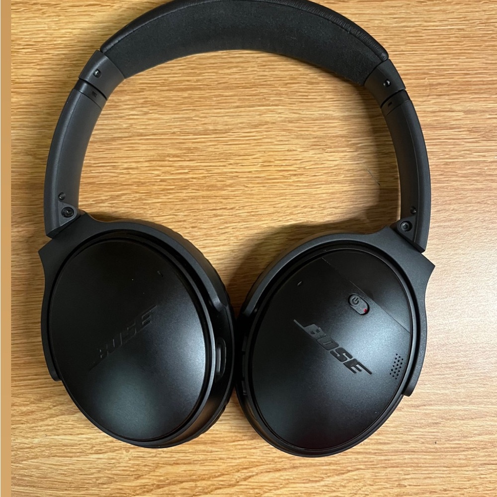 Bose QuietComfort 35 Noise Cancelling Bluetooth Wireless Headphones II - Black